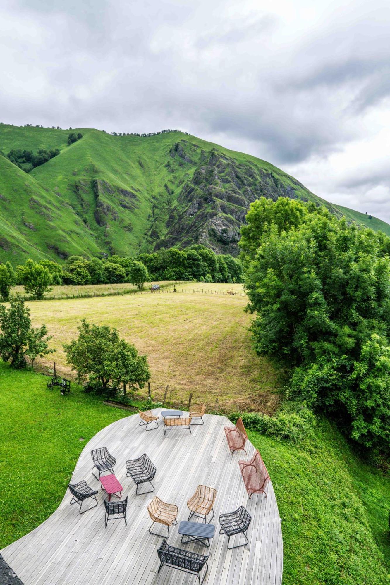 Logis Hotel Etchemaite Лару Екстериор снимка