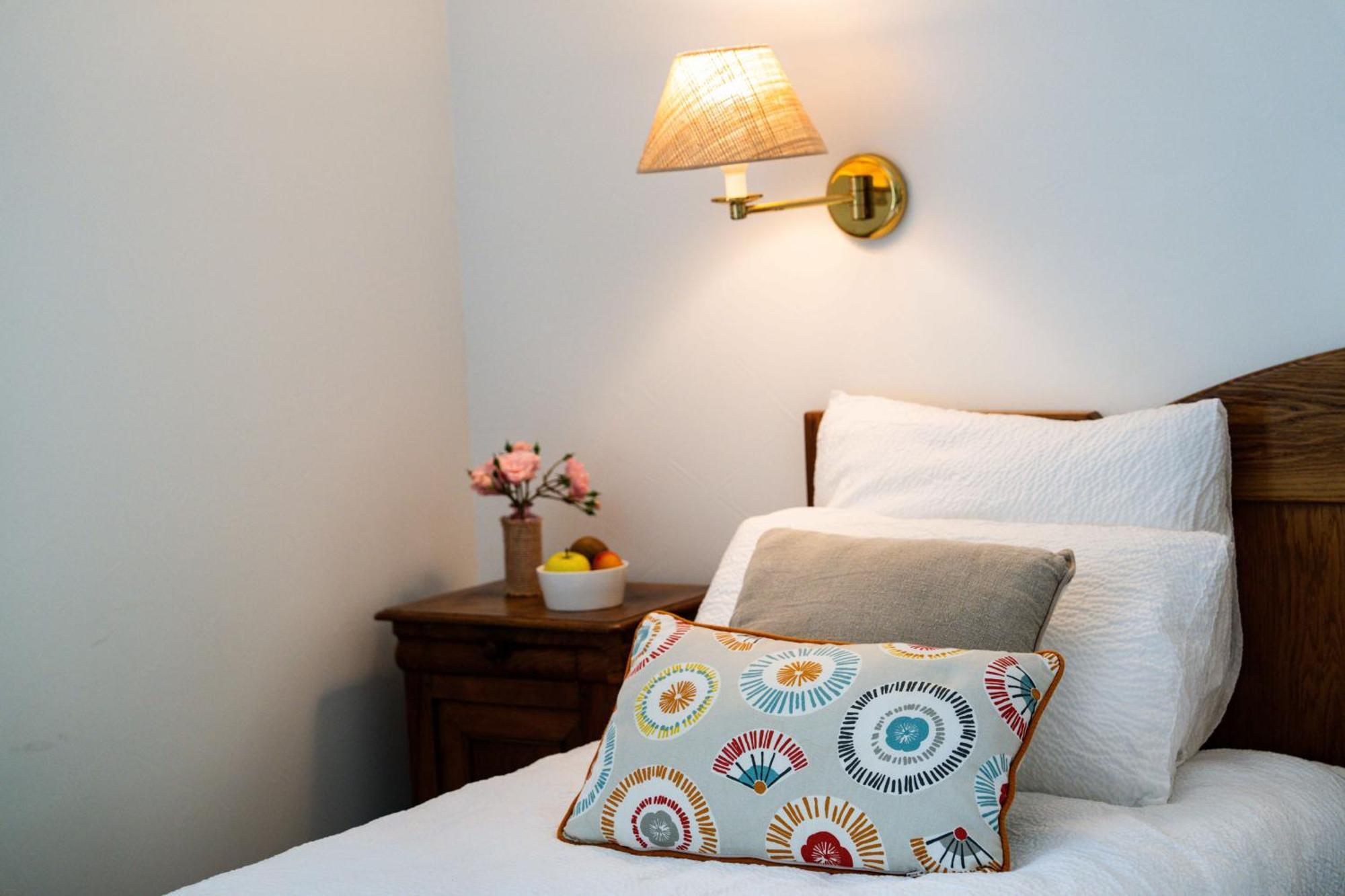 Logis Hotel Etchemaite Лару Екстериор снимка